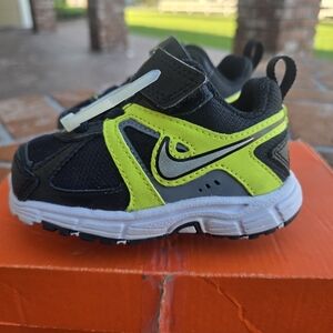 Nike Kids Dart 9 Shoes